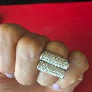 New double ring with Rhinestones size 6